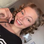 Top OnlyFans creator - Caroline