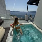 Top OnlyFans creator in Spain - HisWifeTellsAll Spain profile photo