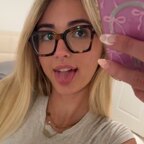 Top OnlyFans creator in stuck inside your head - Lila stuck inside your head profile photo